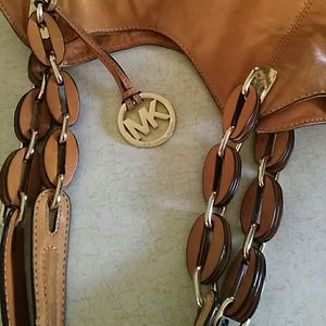 Michael Kors Mustard color leather purse 👜